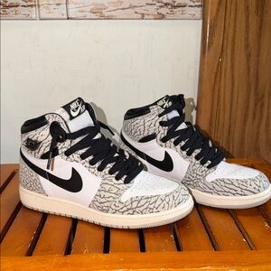 Nike Air Jordan 1 Mid Elephant Print
